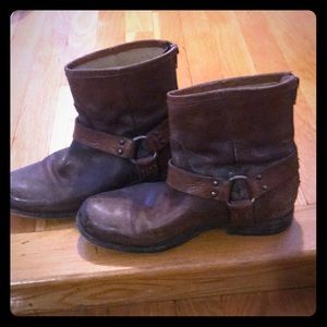 Frye ankle boots - great condition